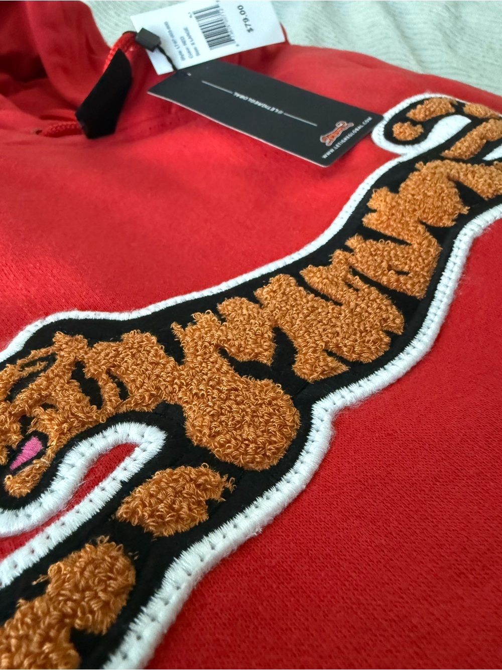 🔥🔥LE TIGRE 🐅
TIGRE EMBROIDERED PULLOVER HOODIE
SIZE:XL